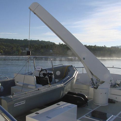 Grue pour yacht - Mar Quipt - télescopique / à flèche