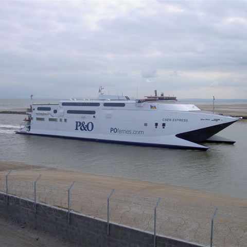 Car-ferry catamaran - MAX  - INCAT - à grande vitesse