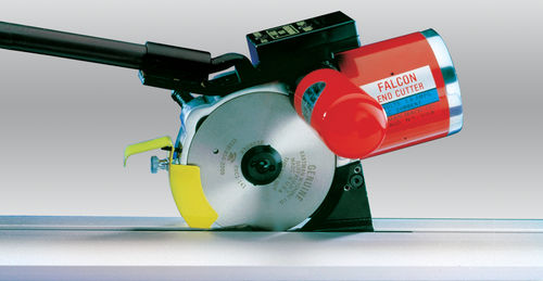 Outil à couteau rotatif pour table de découpe (pour chantiers navals) - Falcon® IV - Eastman Machine Company