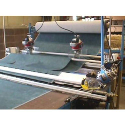 Matelasseur avec système de découpe - Blue Jay - Eastman Machine Company