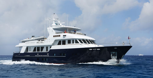 Motor-yacht de croisière - M/Y Boundless - Inace - à fly / à déplacement / en acier