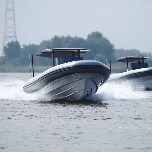 Bateau pneumatique in-bord - TT VICTORY - Yachtwerft Meyer - RIB / à console centrale / max. 12 personnes