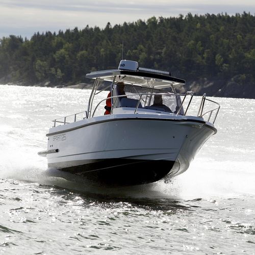Cabin-cruiser hors-bord - Linex-Boat Oy - open / de sport / 1 cabine