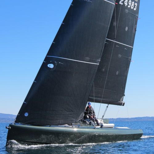 Voilier de course-croisière - 32 - ERYD YACHTS - daysailer / open / en fibre de verre