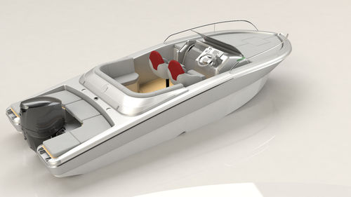 Coque open hors-bord - 650 - ERYD YACHTS - à console centrale / à console latérale / bain de soleil