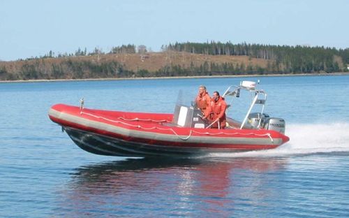 Bateau pneumatique hors-bord - 23' RHIB - ABCO Industries Limited - bimoteur / semi-rigide / à console centrale
