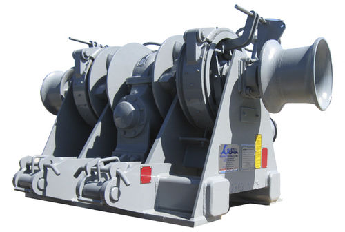 Guindeau hydraulique - W10031 / W10033 - Coastal Marine Equipment Inc - pour navire / horizontal / sur le pont