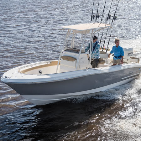 Coque open hors-bord - Sportfish 202 - PIONEER BOATS - à console centrale / de pêche sportive / max. 8 personnes