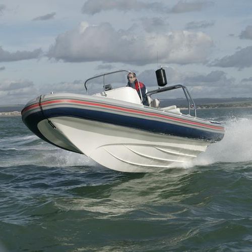 Bateau pneumatique hors-bord - 750 RS - Parker RIBS - diesel / bimoteur / semi-rigide