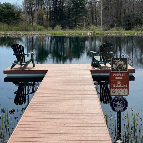 Ponton flottant - AccuDock - d'amarrage / pour base de loisirs / en bois