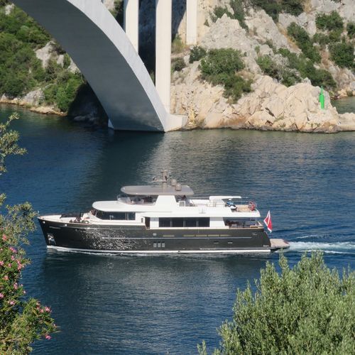 Motor-yacht de croisière - SEAWOLF - Van der Valk Shipyard - explorer / à fly / avec timonerie