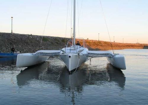 Trimaran - F-39R - Farrier Marine (NZ) - de course / 1 cabine / remorquable