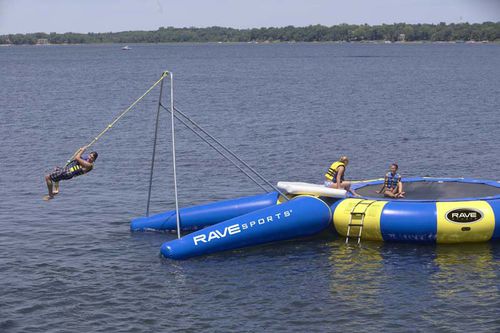 Jeu aquatique balançoire - Rope Swing - RAVE Sports - pour base de loisirs / flottant