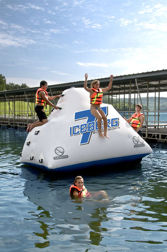 Jeu aquatique toboggan - 7' Iceberg - RAVE Sports - mur d'escalade / pour base de loisirs / gonflable