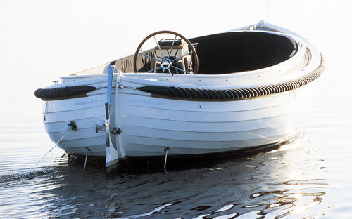 Coque open in-bord - SLOEP 20  - Neil Marine (Pvt) Ltd - à console centrale / classique / bain de soleil