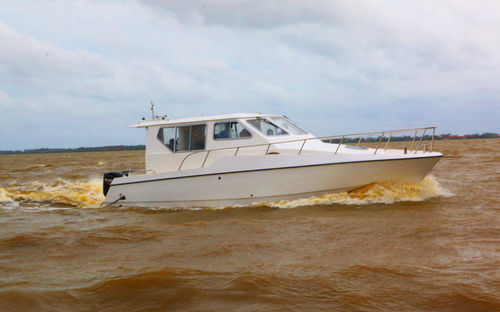 Bateau de surveillance - 33  - Neil Marine (Pvt) Ltd - hors-bord / en fibre de verre