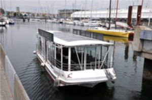 Bateau promenade - Charles Hennessy II Cognac  - Alternatives Energies - catamaran / électrique