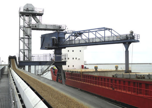 Chargeur de navire convoyeur - 800 tph - VIGAN Engineering S.A. - sur rail