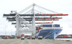 Portique à conteneurs Super Post-Panamax - Mitsui Engineering & Shipbuilding