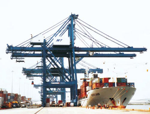 Portique à conteneurs Post-Panamax - DIESEL ENGINE GENERATOR TYPE - 50 LT - Hyundai Samho Crane Division