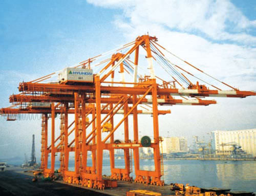 Portique à conteneurs Post-Panamax - ARTICULATED BOOM TYPE - 50 LT - Hyundai Samho Crane Division