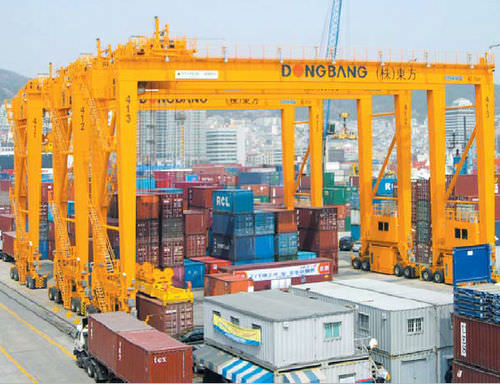 Portique de stockage de conteneurs sur pneus - RUBBER TYRED - 40 MT - Hyundai Samho Crane Division