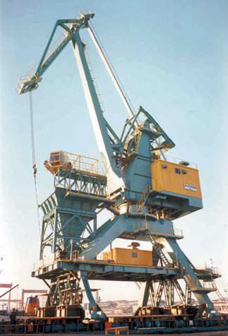 Grue portuaire - Hyundai Samho Crane Division - à fléchette