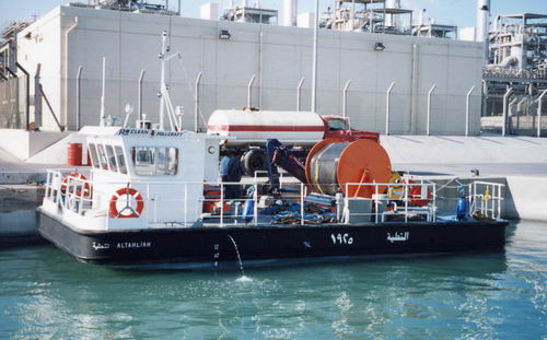 Bateau de travail - PollCraft  - Desmi - bateau antipollution / catamaran / in-bord