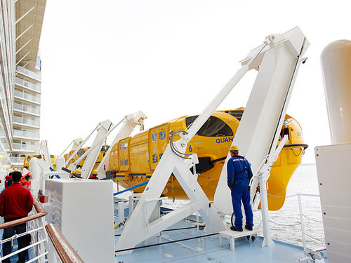 Bossoir pour navire - D-NP.SP - d-i davit international-hische GmbH - pour canot de sauvetage / électrique / à énergie emmagasinée