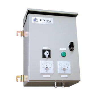 Chargeur de batterie - CRM - ENAG - marin