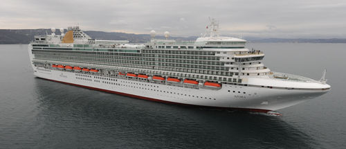 Navire de croisière - AZURA - Fincantieri - Cantieri Navali Italiani