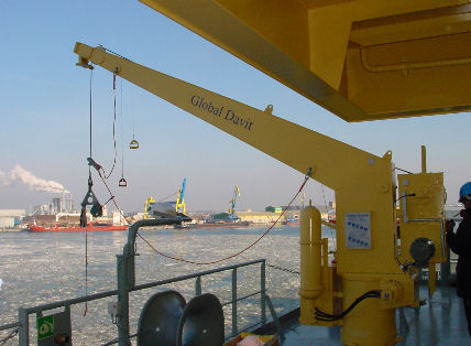 Bossoir pour navire - RMS. - GLOBAL DAVIT - pour canot de secours / hydraulique