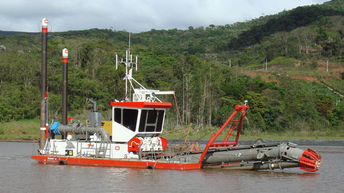 Navire spécial drague suceuse à désagrégateur - Beaver B65 DDSP - Royal IHC