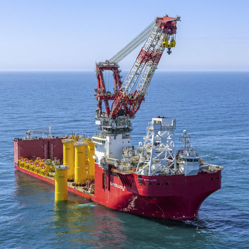 Navire de service offshore pour construction - Seaway Alfa Lift - ULSTEIN - transporteur de charges lourdes