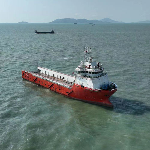 Navire de service offshore de ravitaillement de plate-formes - PSV - Vallianz Voyager - ULSTEIN