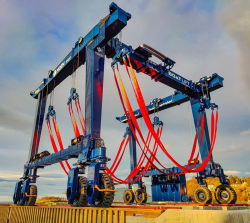 Travel lift contrôlé à distance - BL220TLA-90°RC - BOAT LIFT - toutes roues directrices / pour charge lourde / avec traverse réglable en largeur