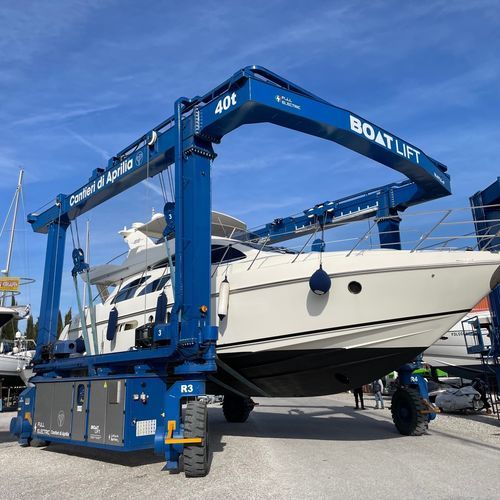 Travel lift contrôlé à distance - BL40 TLE-90°DSC - BOAT LIFT - toutes roues directrices / électrique
