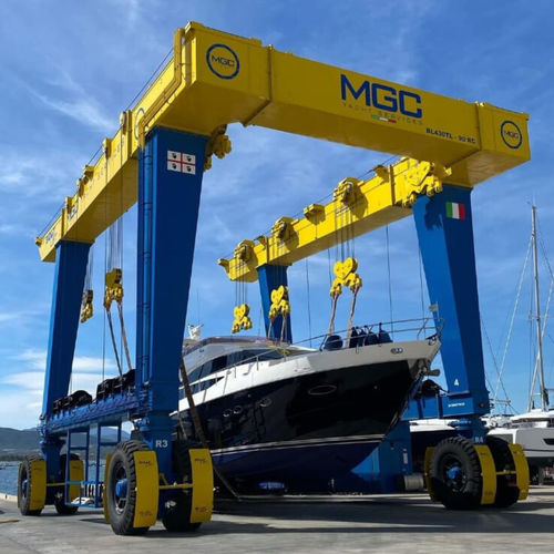 Travel lift contrôlé à distance - BL430TL-90°RC - BOAT LIFT - pour charge lourde / de levage