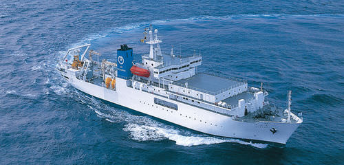 Navire spécial câblier - SUBARU - MITSUBISHI HEAVY INDUSTRIES - Ship & Ocean