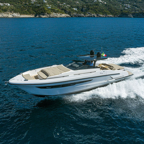 Vedette in-bord - LE MANS 50 - RIO YACHTS - hors-bord / bimoteur / hard-top