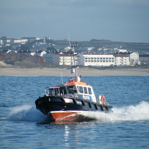 Bateau pilote - 11.9M - Estaleiros Navais de Peniche - in-bord / GRP