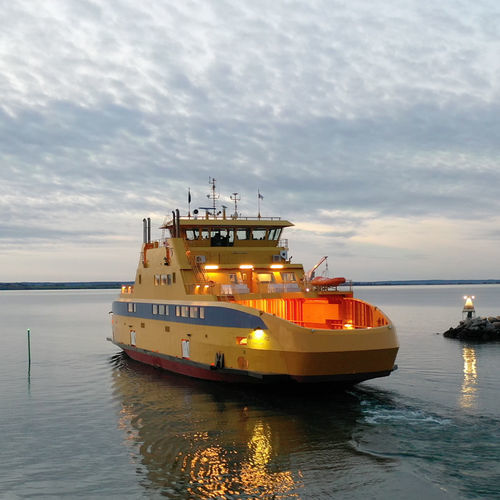 Ferry à passagers Bureau Veritas - Braheborg - UKI Workboat - en acier / polaire