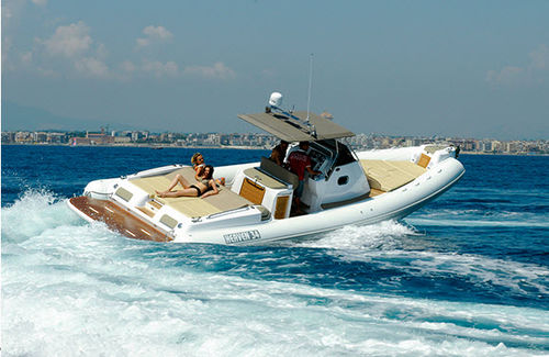 Bateau pneumatique hors-bord - 34 WA - Heaven Gommoni - bimoteur / semi-rigide / à console centrale