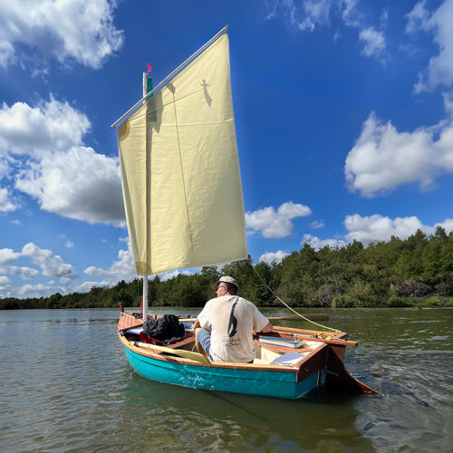 Canot voile-aviron traditionnel - Morgat 320 - l’Atelier des Gazelles - à cockpit ouvert / gréement aurique / insubmersible