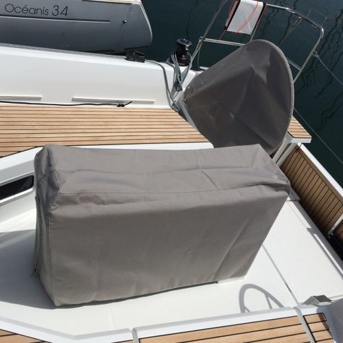 Housse de protection de table de cockpit - Oceanis 34.1 - TTOP Nautic - pour voilier / en PVC / marron