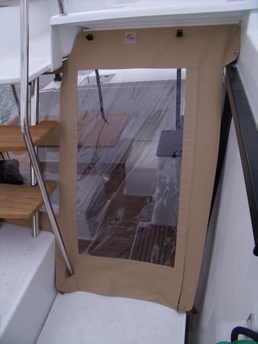 Fermeture de cockpit pour bateau à moteur - hel-44-fer-desc-cock - TTOP Nautic - pour voilier / pour catamarans / pour Fountaine Pajot