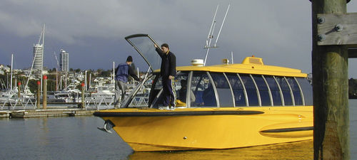 Bateau taxi - LOMOcean Design - in-bord hydrojet