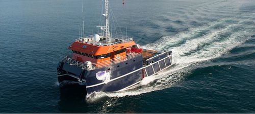 Bateau de travail - Guru  - LOMOcean Design - catamaran / in-bord / en aluminium