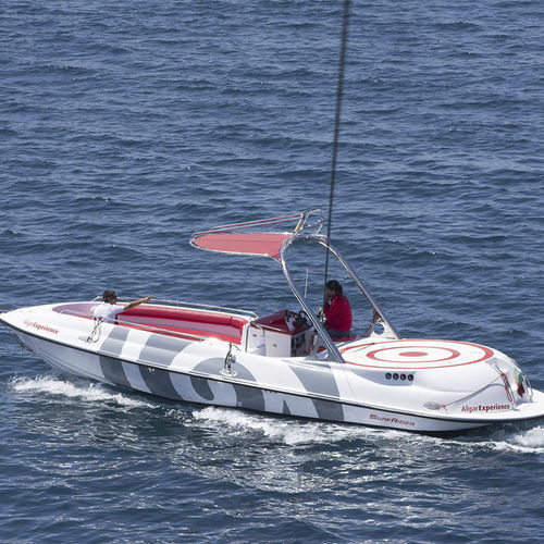Bateau de parachute ascensionnel - Cherokee 30 - Commercial Towables - in-bord