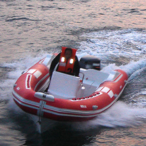 Bateau pneumatique hors-bord - 6,90 CS - MIRAI - RIB / à console centrale / max. 14 personnes